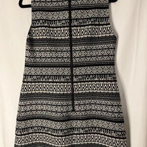 Alice + Olivia black & white geometric sheath dress. NWT